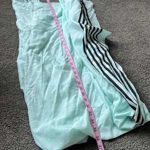 Banana Republic mint green and black light weight blanket scarf